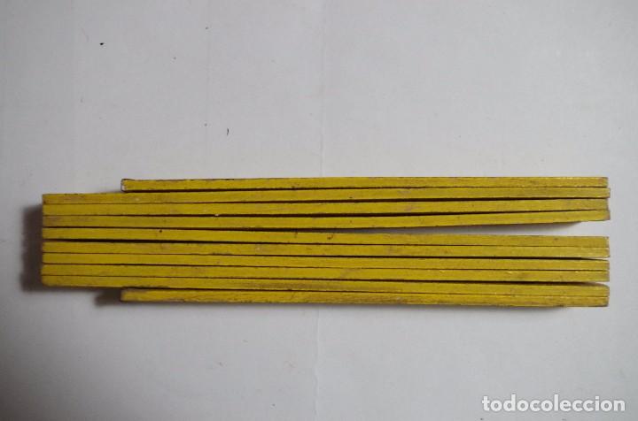 Antig&uuml;edades: 1 METRO CARPINTERO DE MADERA CON UN AGUILA DE MARCA - Foto 3