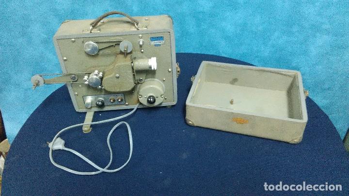 Antig&uuml;edades: PROYECTOR CINEGEL CINE GEL LEMANS - Foto 1