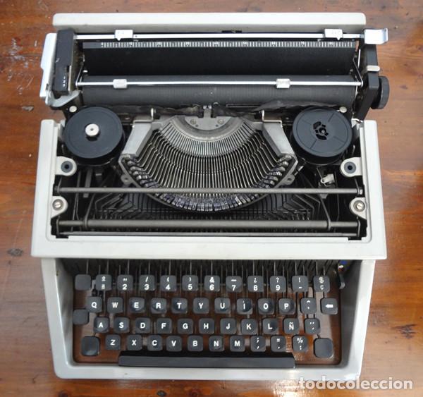 maquina de escribir olivetti dora - Compra venta en todocoleccion