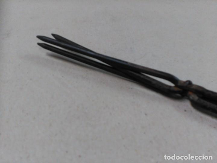 Antig&uuml;edades: TENACILLAS PARA EL PELO DE HIERRO - Foto 7