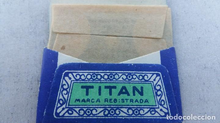 Antig&uuml;edades: Hoja Afeitar - TITAN. Sin Uso - Foto 2