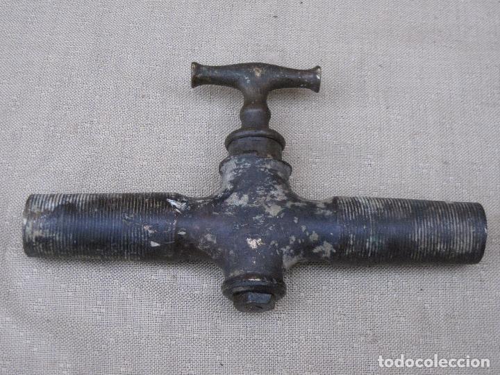Antig&uuml;edades: GRAN GRIFO ANTIGUO EN BRONCE. FUNCIONANDO. - Foto 4