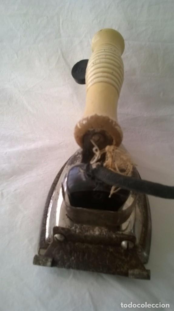 Antig&uuml;edades: PLANCHA EL&Eacute;CTRICA FUEGO - Foto 3