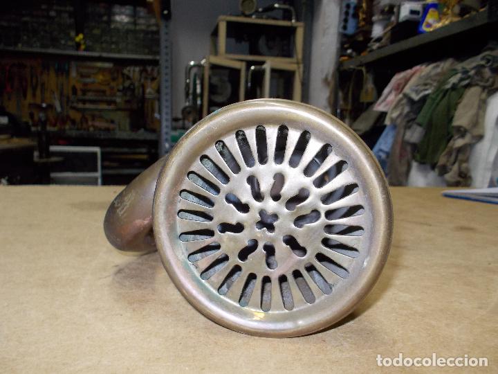 Antig&uuml;edades: bocina - Foto 2