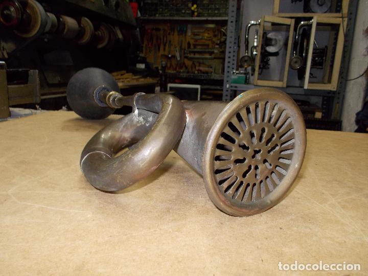 Antig&uuml;edades: bocina - Foto 4