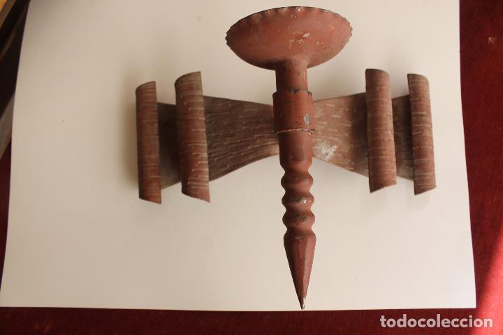 Antig&uuml;edades: APLIQUE DE PARED, EN HIERRO FORJADO - Foto 1