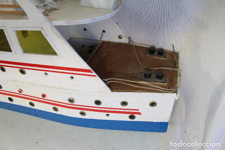 Antig&uuml;edades: barco de pasajeros en madera - Foto 5
