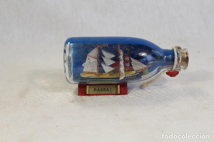 Antig&uuml;edades: botella con barco passat - Foto 1