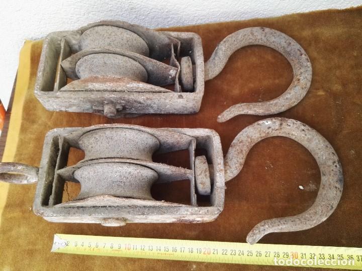 Antig&uuml;edades: 2 Poleas antiguas de hierro - Foto 4