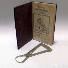 Antigüedades: CHARLES MOE- DIAMOND WEIGHT GAUGE - CALIBRADOR DE DIAMANTES- CA.1950