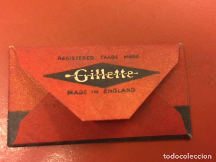 Antig&uuml;edades: Antigua hoja de afeitar GILLETTE THIN BLADE - Con hoja en su interior - Foto 6