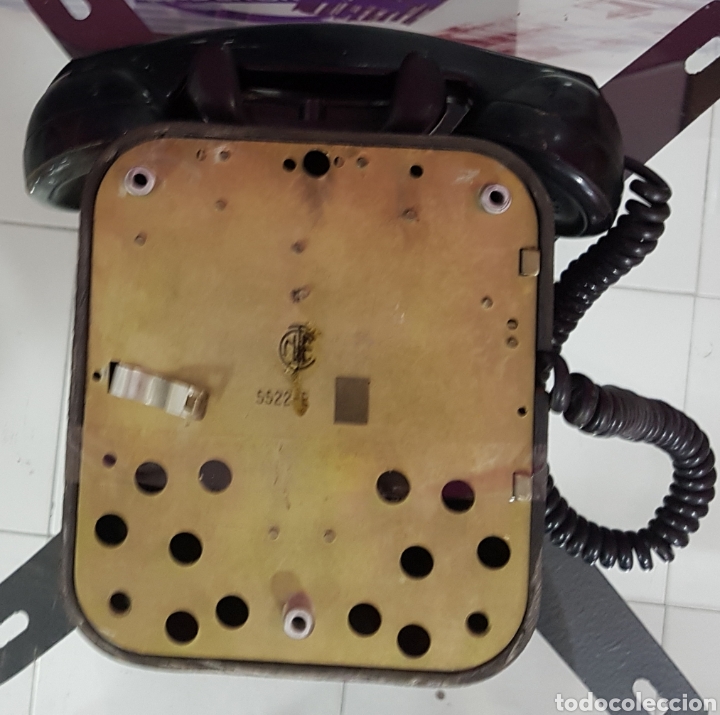 Tel&eacute;fonos: Tel&eacute;fono baquelita antiguo - Foto 3
