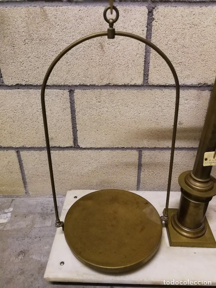 Antig&uuml;edades: Balanza de columna - Foto 5