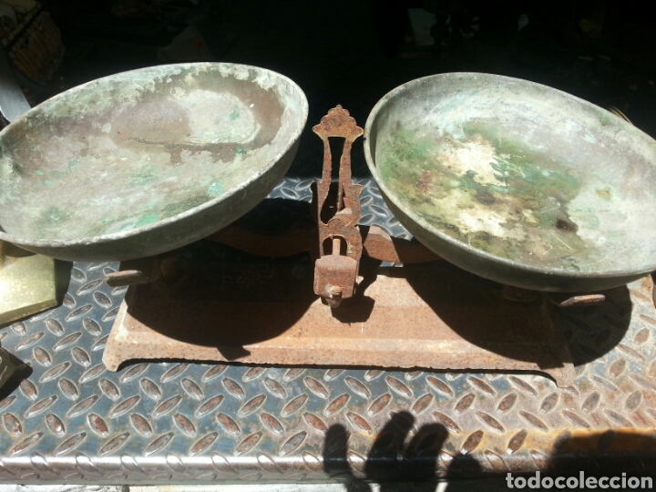Antig&uuml;edades: Balanza - Foto 1
