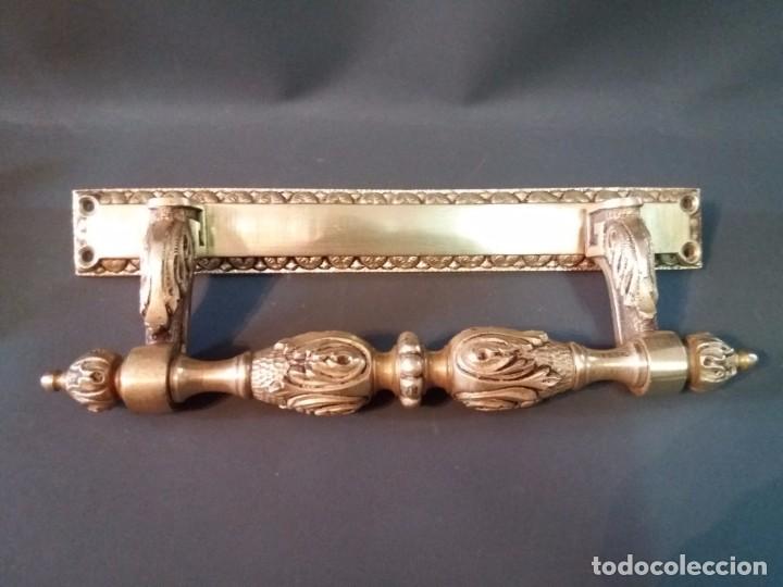 Antig&uuml;edades: 2 PRECIOSAS MANIVELAS DE PUERTA DE BRONCE 1300g CADA UNA - Foto 5