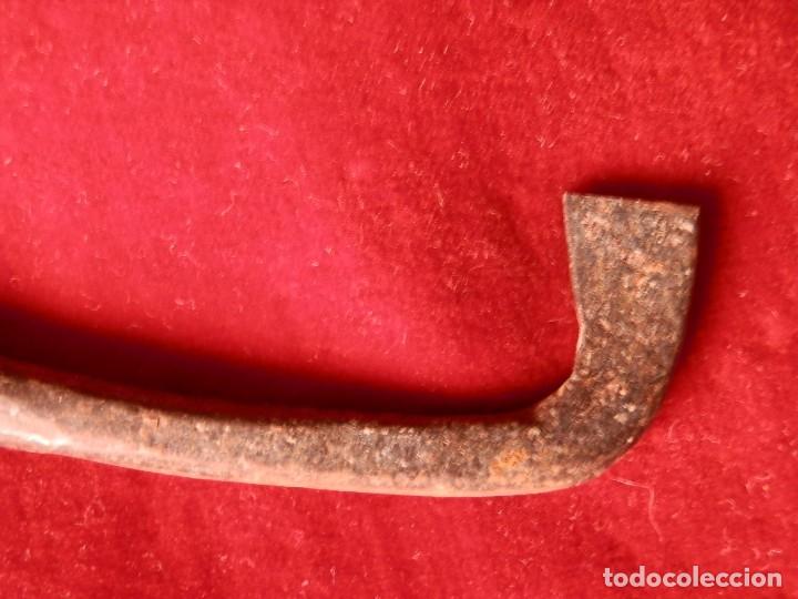 Antig&uuml;edades: ANTIGUA  LLAVE EN HIERRO FORJA. 175 MM. - Foto 3