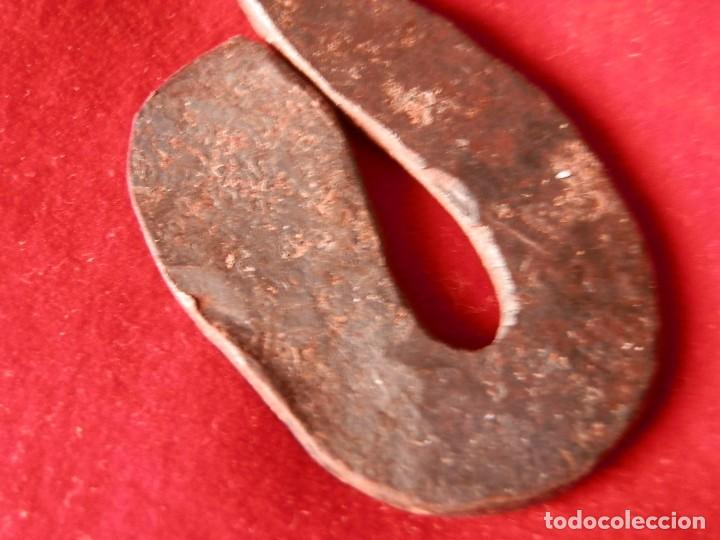 Antig&uuml;edades: ANTIGUA  LLAVE EN HIERRO FORJA. 175 MM. - Foto 6