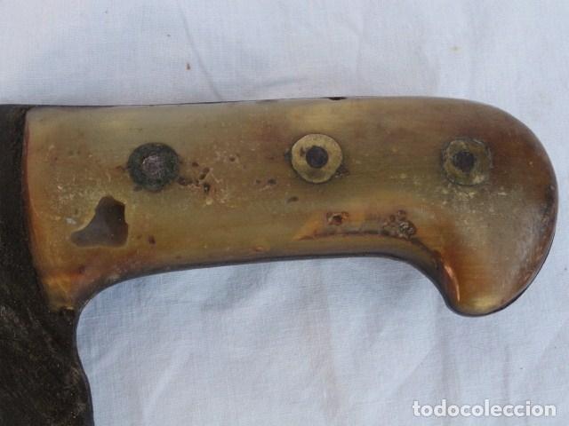 Antig&uuml;edades: PU&Ntilde;AL MACHETE DE HIERRO CON MARCA ROCHE Y MANGO DE ASTA. - Foto 3