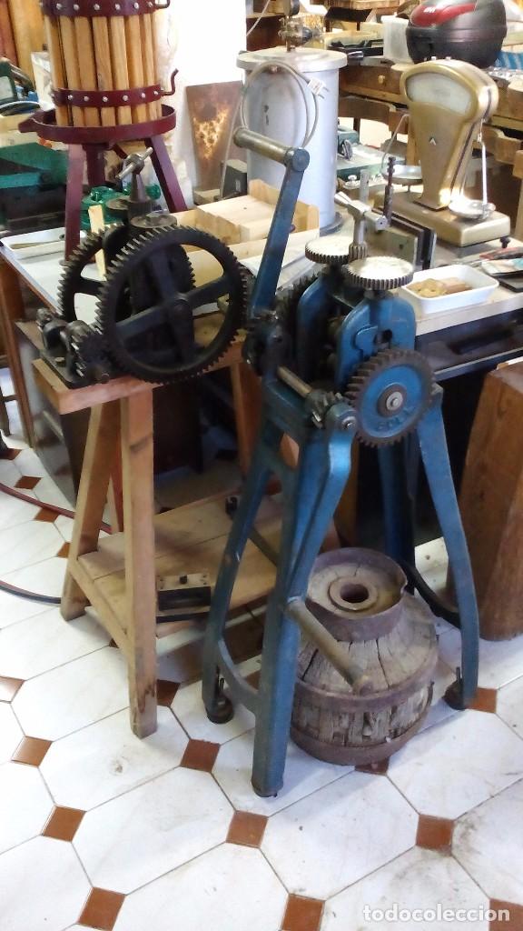 Antig&uuml;edades: LAMINADORA DE HILO JOYER&Iacute;A - Foto 1