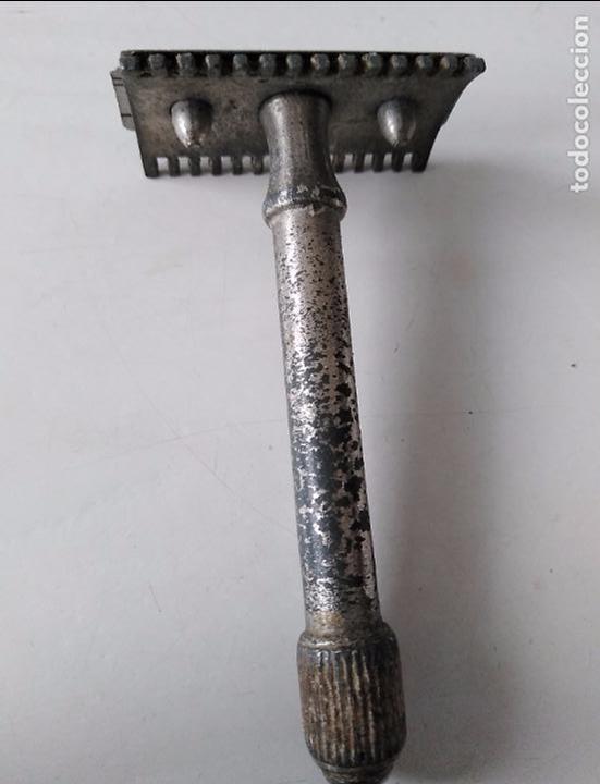 Antig&uuml;edades: Antiguo maquinilla hoja de afeitar - Foto 1