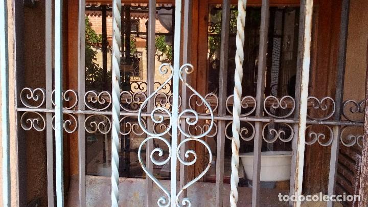 Antig&uuml;edades: BALCONES PARA VENTANA HIERRO FORJADO - Foto 3