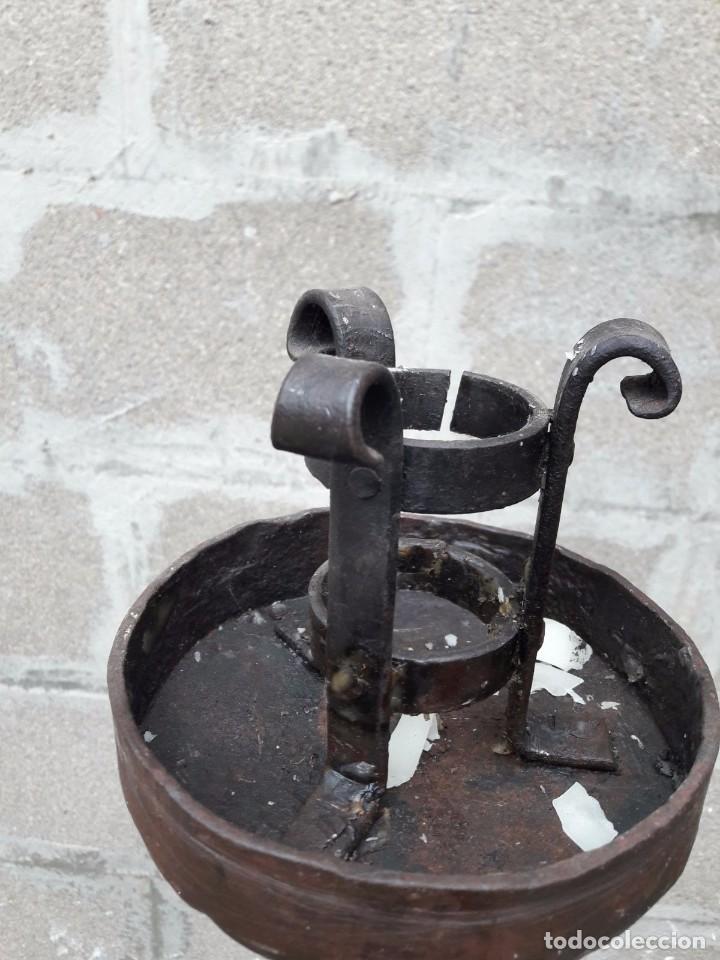Antig&uuml;edades: Antiguo candelabro de hierro forjado - Foto 4