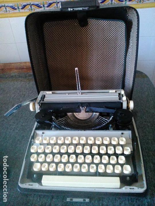 Antig&uuml;edades: M&aacute;quina de escribir - Foto 3