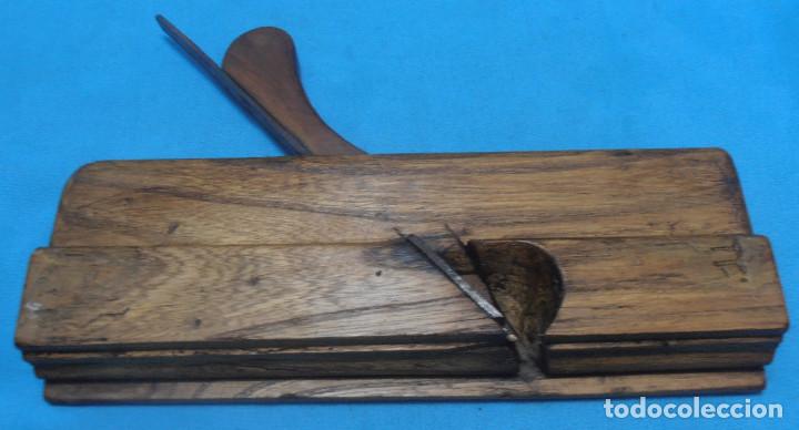 Antig&uuml;edades: ANTIGUA HERRAMIENTA DE CARPINTERO, DE TALLAR LA MADERA - Foto 1