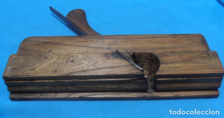 Antig&uuml;edades: ANTIGUA HERRAMIENTA DE CARPINTERO, DE TALLAR LA MADERA - Foto 2