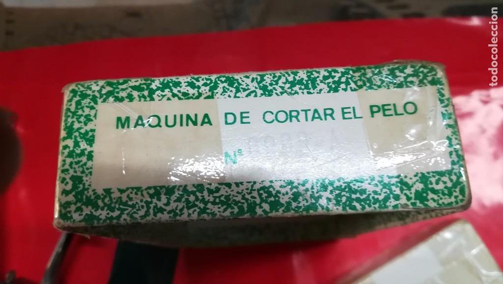 Antig&uuml;edades: MAQUINA DE CORTAR EL PELO CASA MONTANER - Foto 5