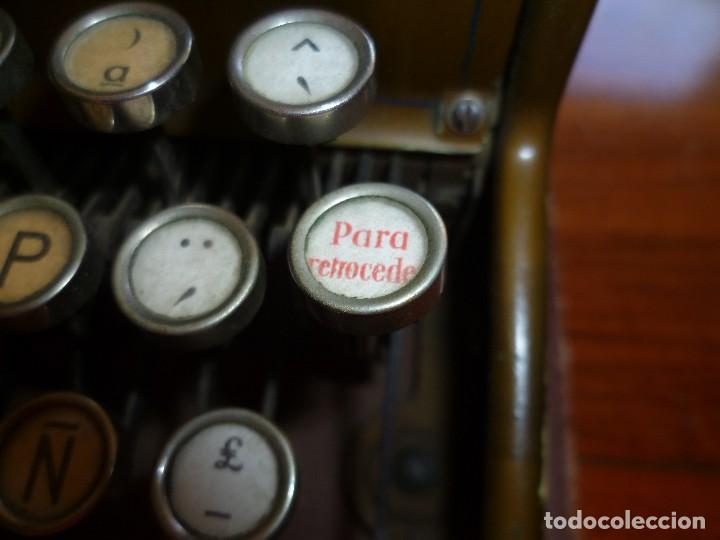 Antig&uuml;edades: MAQUINA DE ESCRIBIR ERIKA - Foto 8