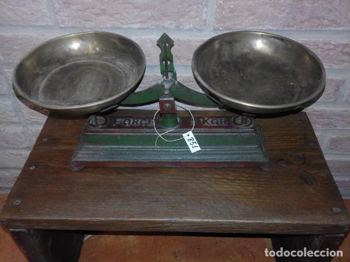 Antig&uuml;edades: ANTIGUA BALANZA DE PLATOS - Foto 1
