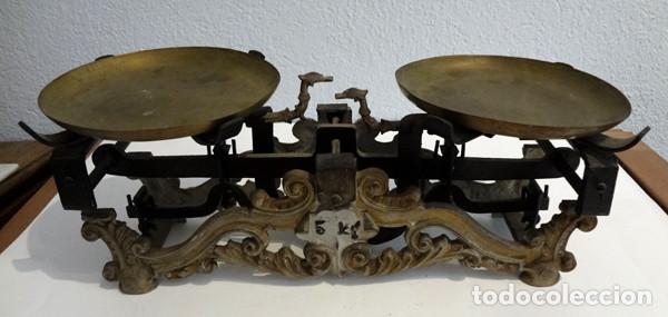 Antig&uuml;edades: Balanza de Roberval - Foto 2