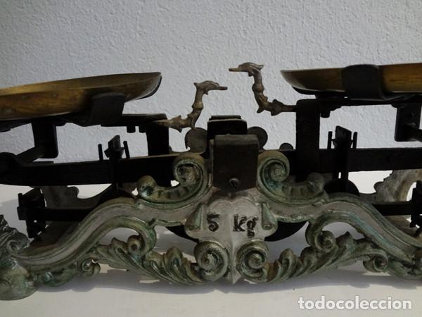 Antig&uuml;edades: Balanza de Roberval - Foto 3
