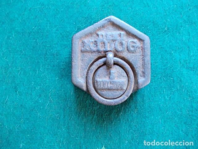 Antig&uuml;edades: Pesa 5 hectogramos - Foto 1