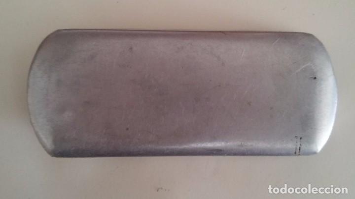 Antig&uuml;edades: Funda gafas aluminio - Foto 5