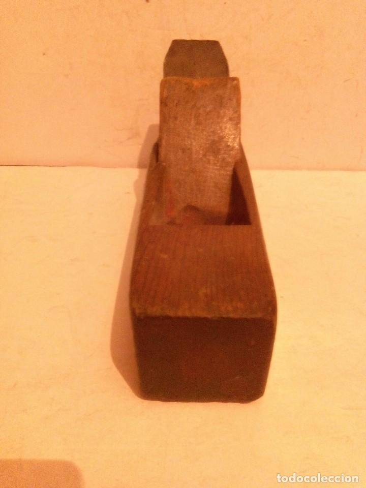 Antig&uuml;edades: ANTIGUO CEPILLO DE CARPINTERO DE MADERA - Foto 2