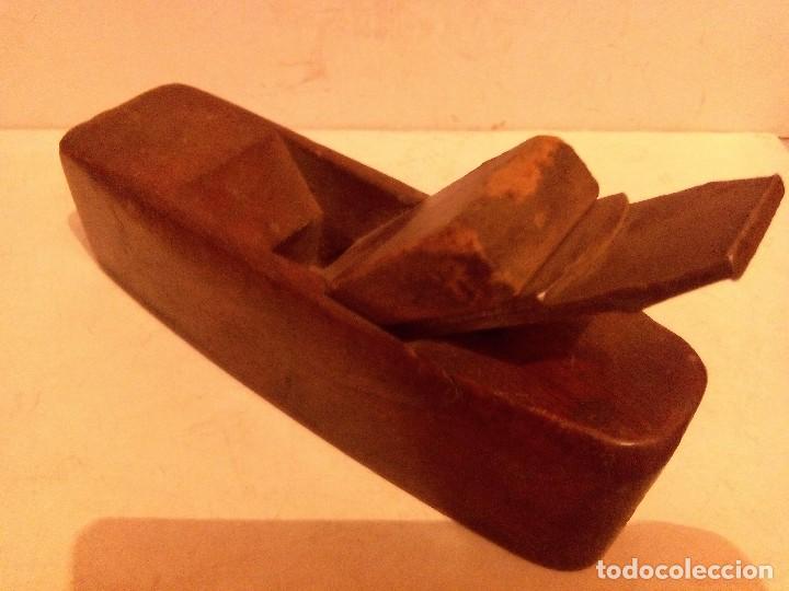 Antig&uuml;edades: ANTIGUO CEPILLO DE CARPINTERO DE MADERA - Foto 4