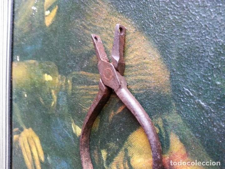 Antig&uuml;edades: ALICATES ESPECIALES . - Foto 3