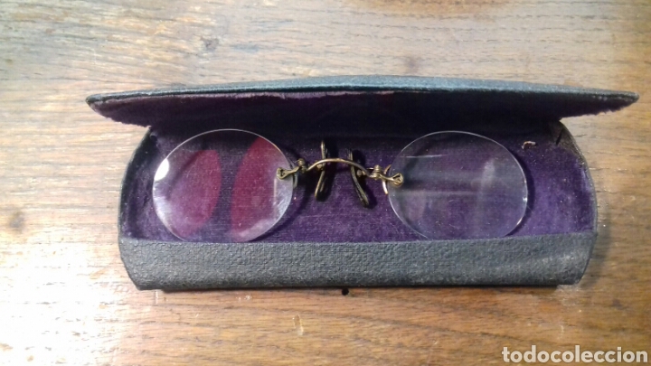 Antig&uuml;edades: Gafas tipo Quevedo - con funda originql - Foto 1