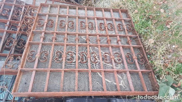 Antig&uuml;edades: Reja en hierro macizo a&ntilde;os 30. - Foto 4