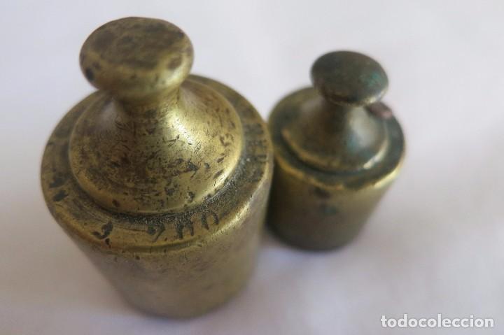 Antig&uuml;edades: pesas de 200 y 100 antiguas - Foto 3