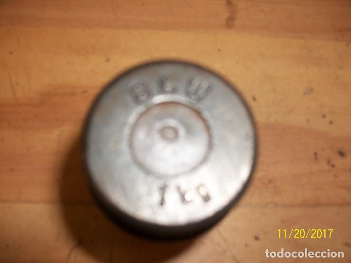 Antig&uuml;edades: ANTIGUA PESA DE 1 KILO- BCW - Foto 2