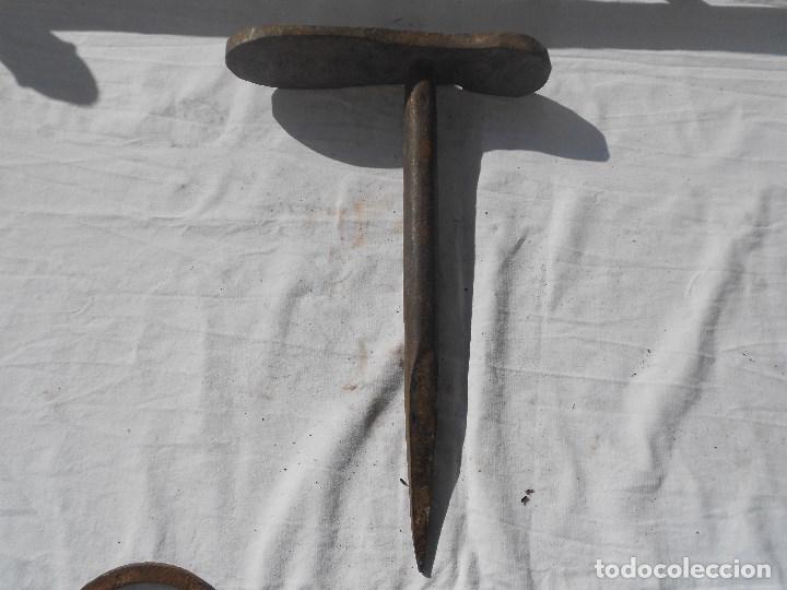 Antig&uuml;edades: yunque zapatero - Foto 1