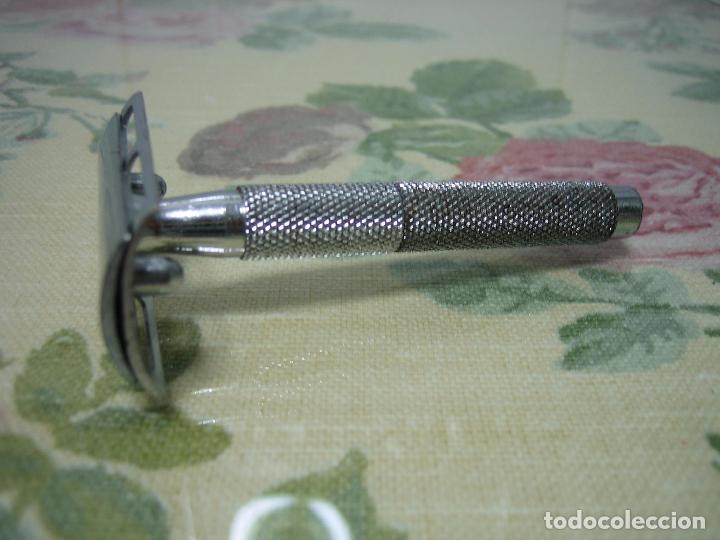 Antig&uuml;edades: Maquinilla de afeitar - Foto 1