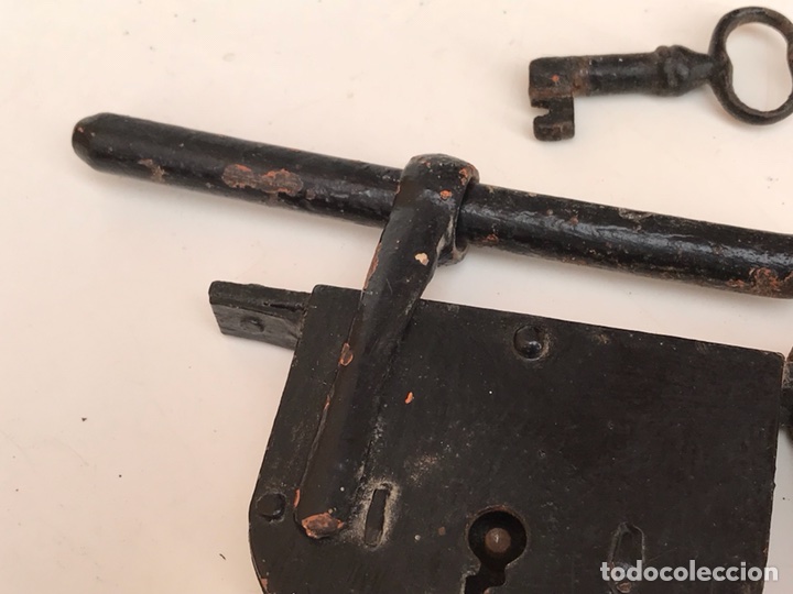 Antig&uuml;edades: ANTIGUO CANDADO DE FORJA, COMPLETO Y FUNCIONANDO PERFECTAMENTE - Foto 3