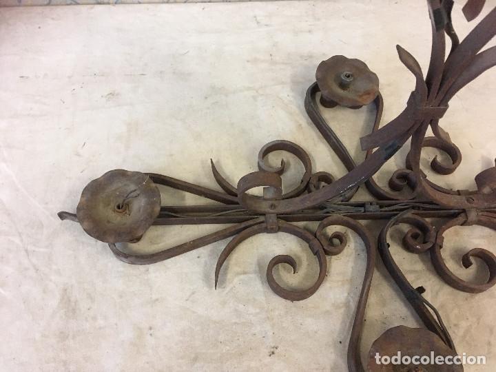 Antig&uuml;edades: LAMPARA EN HIERRO CON CABLEADO. PRECIOSA - Foto 5