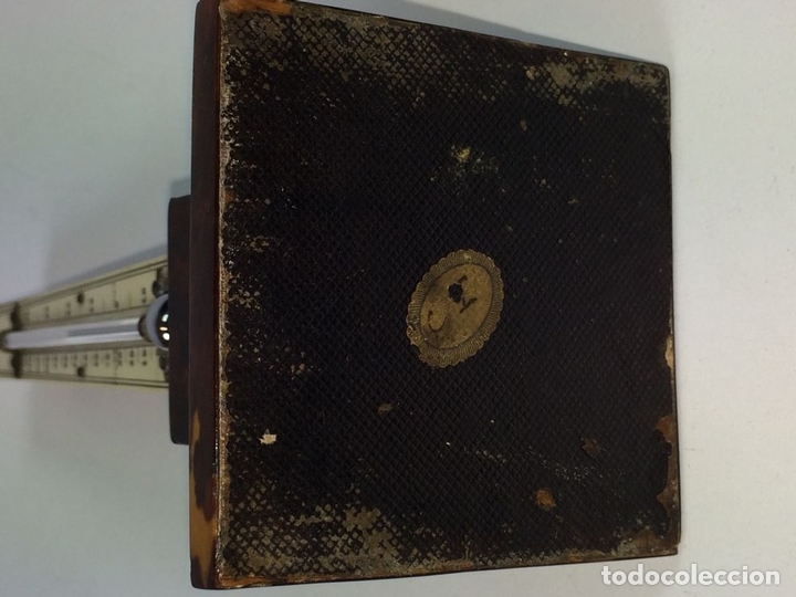 Antig&uuml;edades: TERM&Oacute;METRO REGENCIA CON DISE&Ntilde;O DE OBELISCO. MADERA, N&Aacute;CAR. E.E.U.U. (?) 1825. - Foto 13