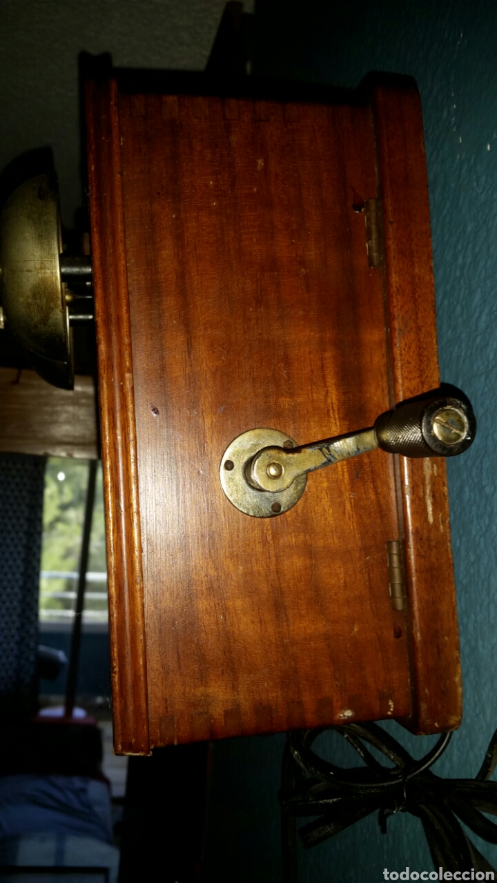 Tel&eacute;fonos: Antiguo tel&eacute;fono de Magneto 1900 - Foto 2