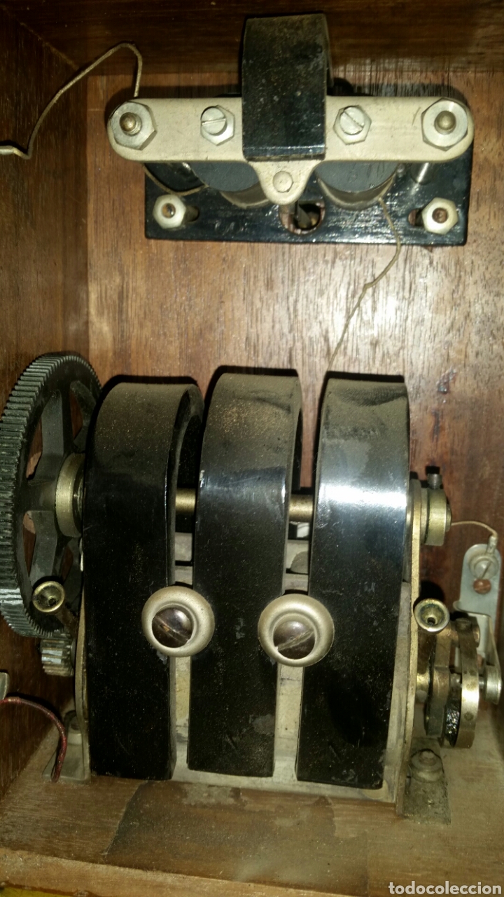 Tel&eacute;fonos: Antiguo tel&eacute;fono de Magneto 1900 - Foto 16